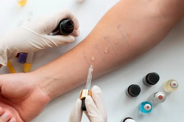 كيف يساعدك اختبار حساسية الطعام وتحليل المعادن الحفاظ على صحتك؟