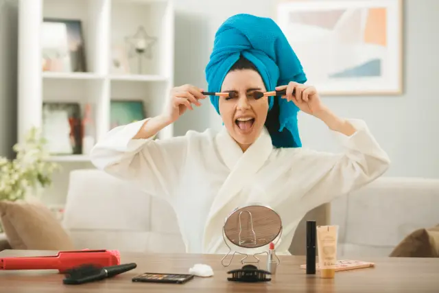 تنظيف عميق للبشرة